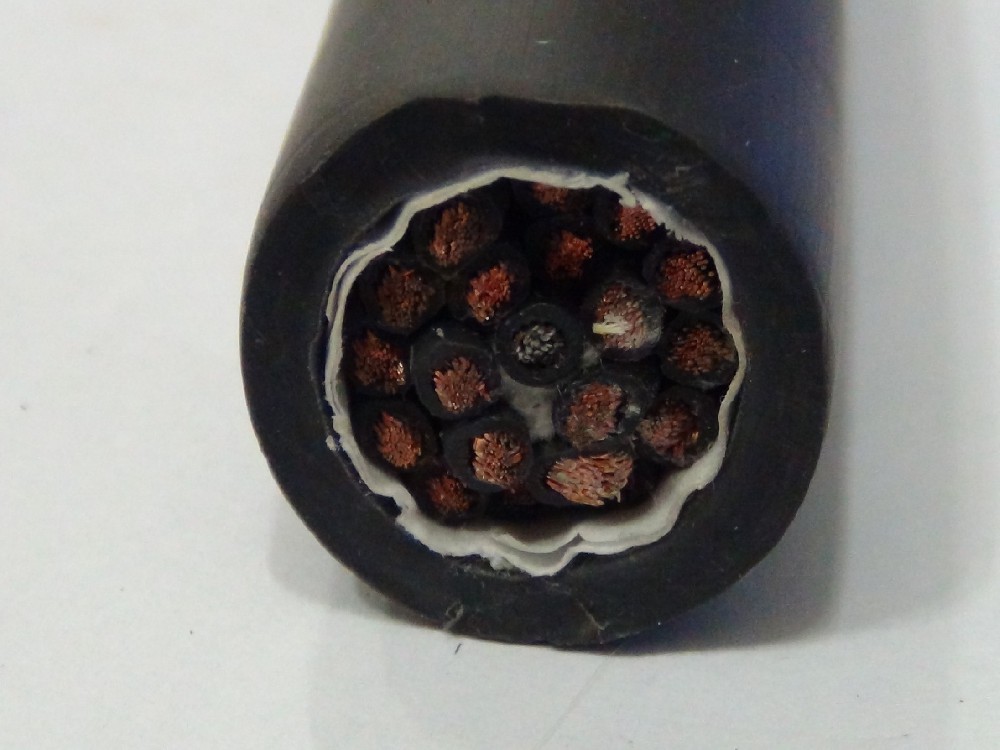 额定电压6kV到15kV交联聚乙烯绝缘船用电力电缆